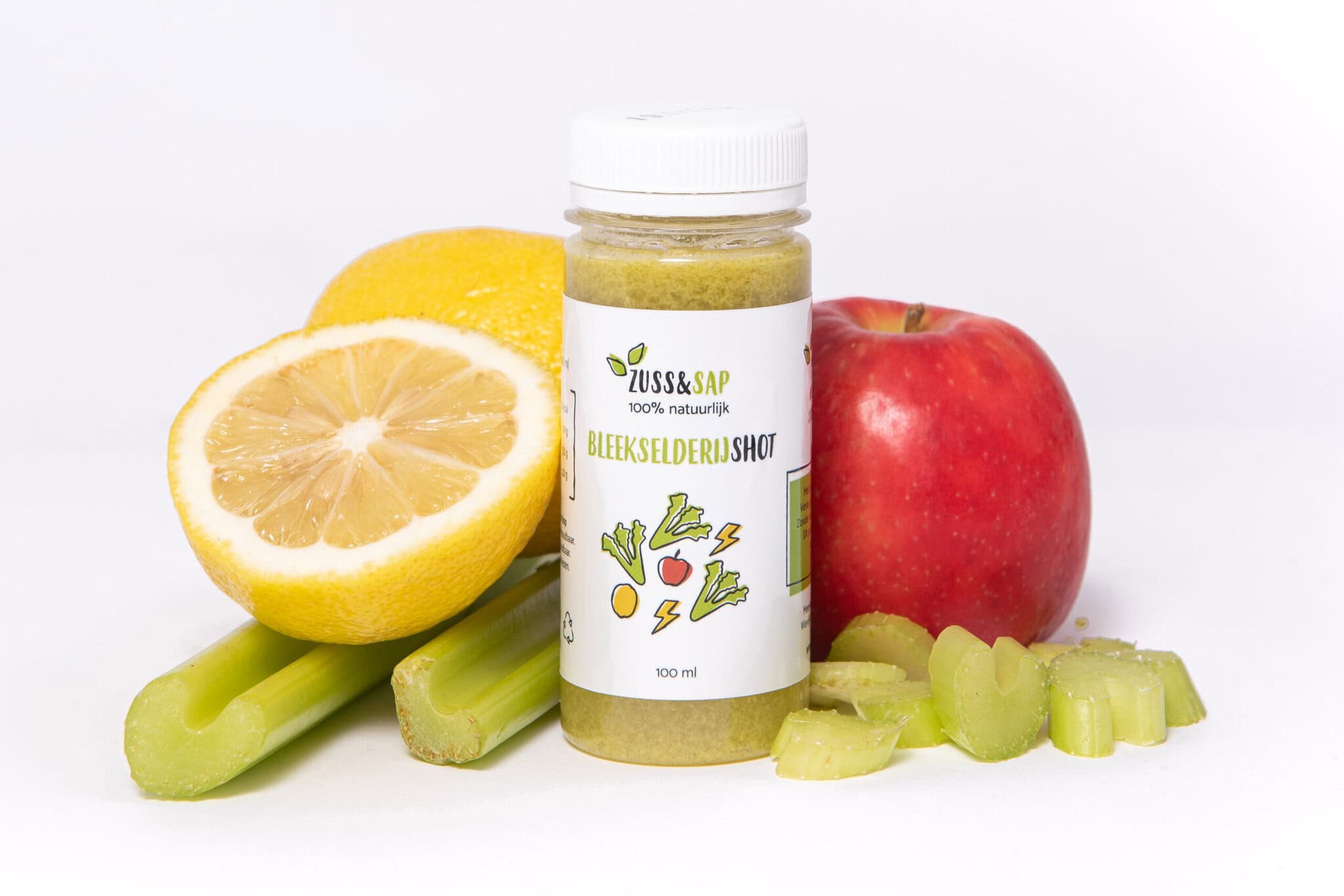Flesje Bleekselderijshot, krachtige boost met 72% bleekselderij