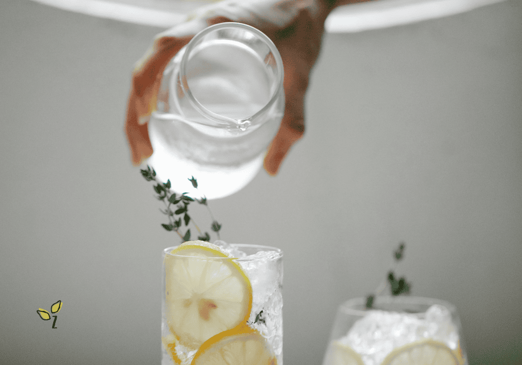 De voordelen van voldoende water drinken